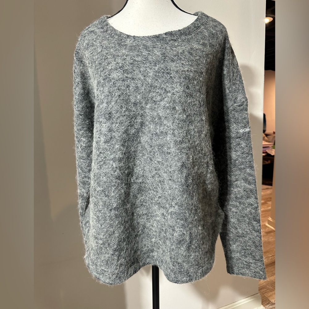Columbia Heather Gray Women's Sweater - NWOT